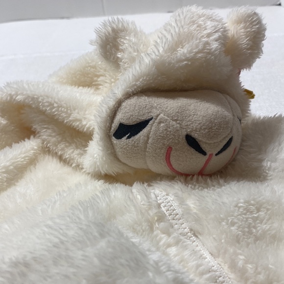 Carter’s Llama One piece Hoodie Fuzzy Cream Hooded Outfit Size 6-9 months - Picture 3 of 5